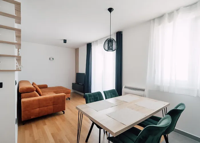 Tesla's Energy Haven Apartment Zadar