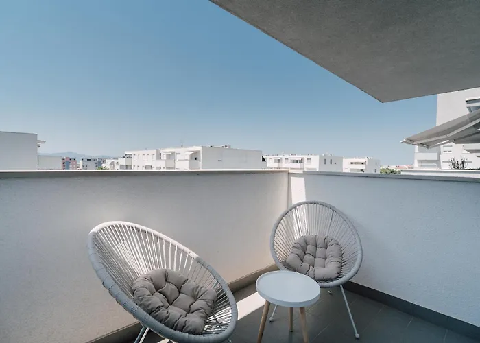 Tesla's Energy Haven Apartment Zadar